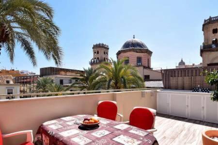 Appartement Magic Atico In The Heart Of The Old Town à Alicante Extérieur photo
